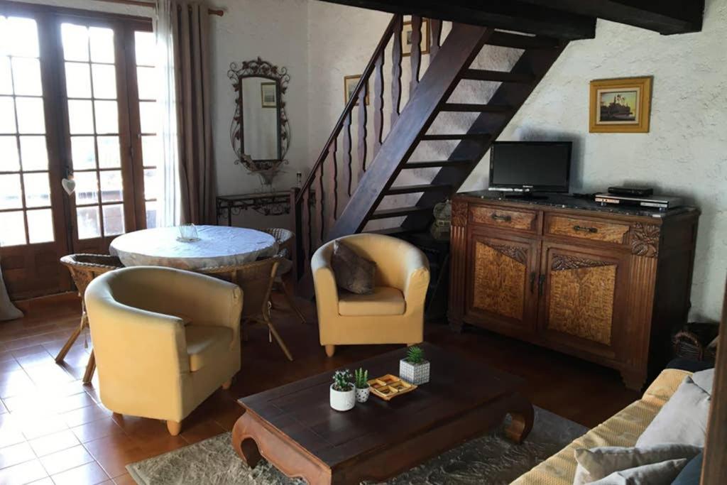 Demi Villa A 150M De La Plage Avec Vue Sur Mer Appietto Екстериор снимка